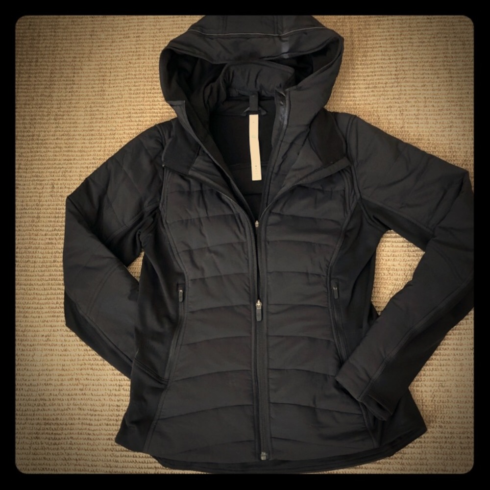 Lululemon Extra Mile Jacket Size 8